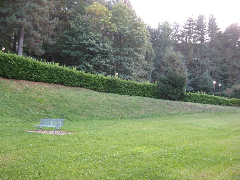 Le Tre Rose Montagna Apartment Camigliatello Silano Ruang foto