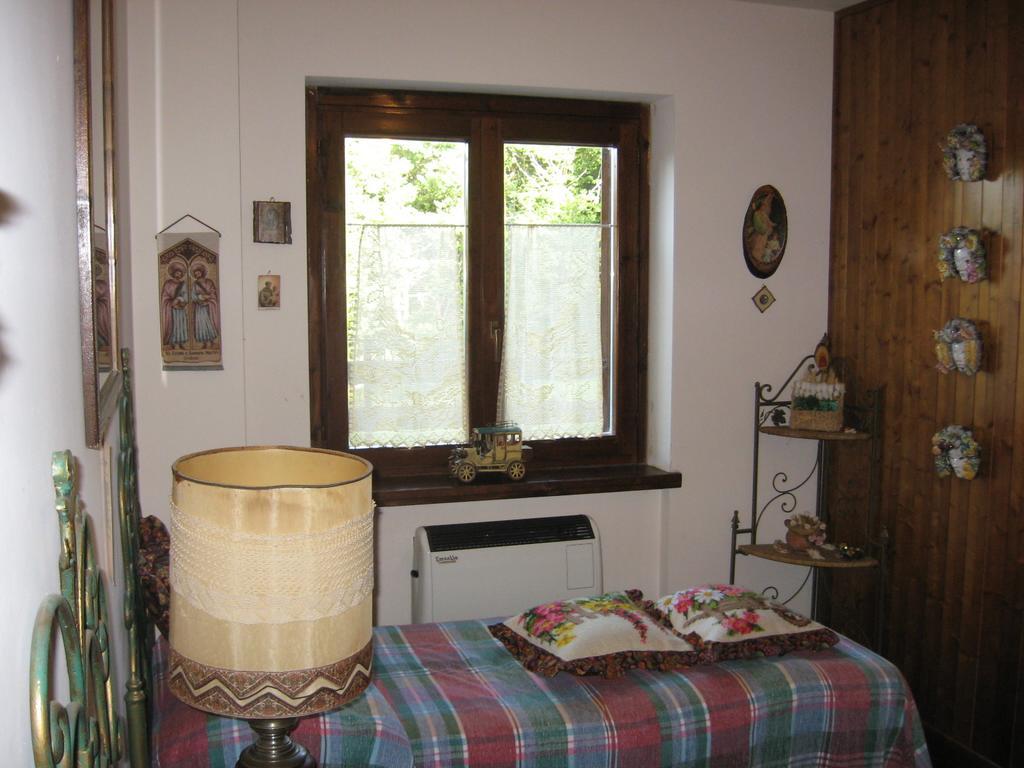 Le Tre Rose Montagna Apartment Camigliatello Silano Ruang foto