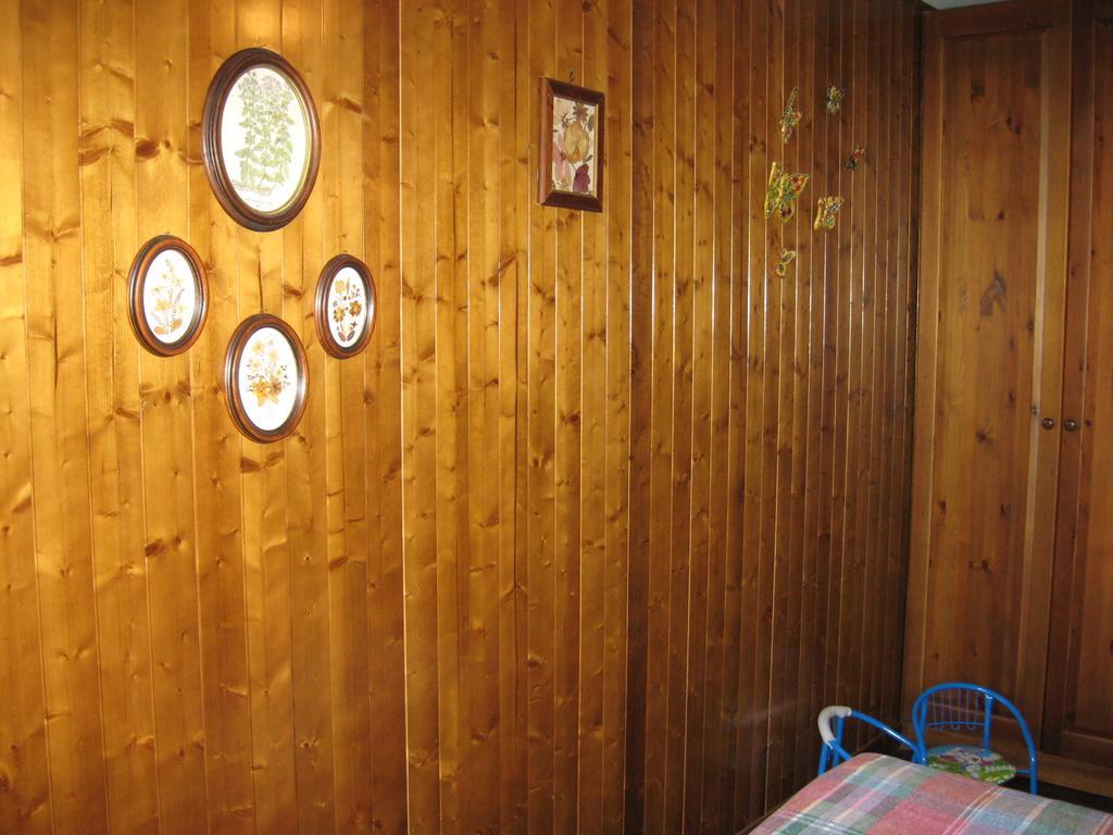 Le Tre Rose Montagna Apartment Camigliatello Silano Ruang foto